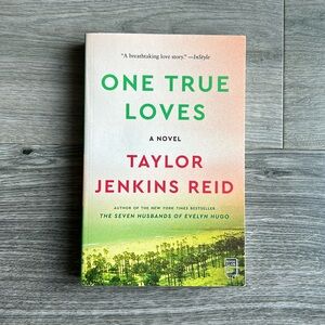 🌸 3 For $20 🌸 One True Loves by Taylor Jenkins Reid (Book/Novel)
